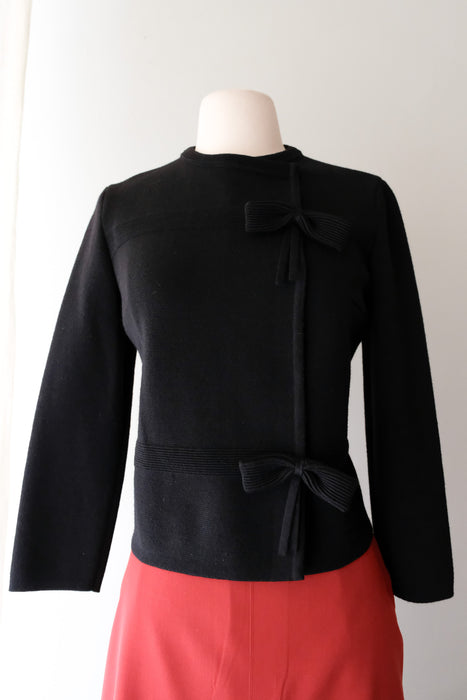 Chic 1960's Made in Italy Black Wool Knit Ribbon Cropped Jacket / Sz M