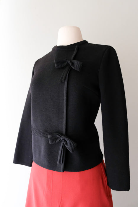 Chic 1960's Made in Italy Black Wool Knit Ribbon Cropped Jacket / Sz M