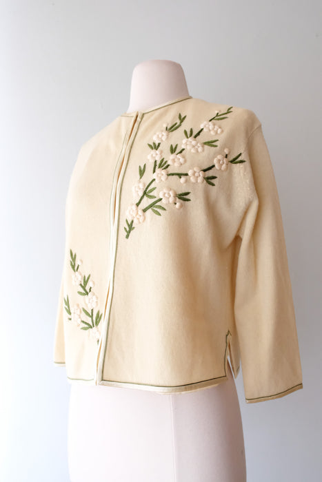 Sweet 1960's Ivory Floral Embroidered Cardigan Sweater/ Sz M