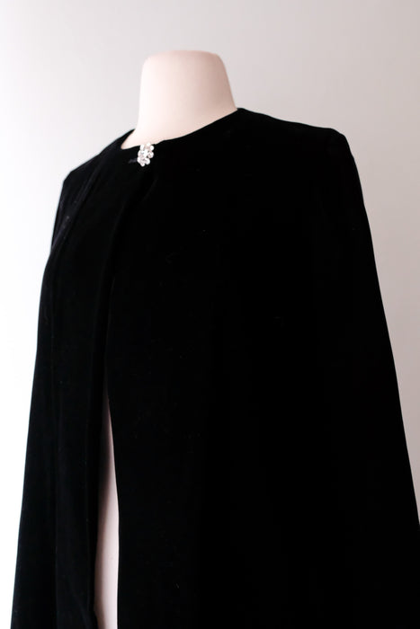 Gorgeous 1960's Black Velvet Swing Coat / Sz S