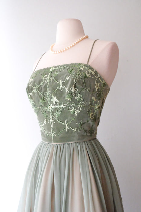 Ethereal 1960's Fairytale Sage Green Velvet Jr. Theme Party Dress / Sz Xtabay Vintage Ethereal 1960's Fairytale Sage Green Velvet Jr. Theme Party Dress / Sz Xtabay Vintage