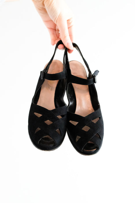 Lovely 1940's Black Suede Leather Peep-Toe Pumps / Size 8