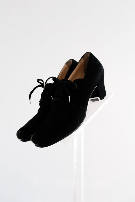 Darling 1940's Dickerson Black Lace-Up Peep-Toe Pumps / Size 8.5