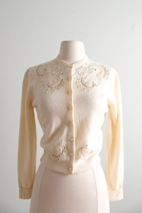 Vintage 1950's Ivory Pearl Knit Cardigan by Darlene / SM