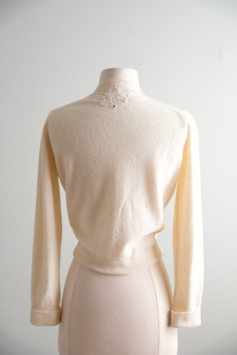 Vintage 1950's Ivory Pearl Knit Cardigan by Darlene / SM