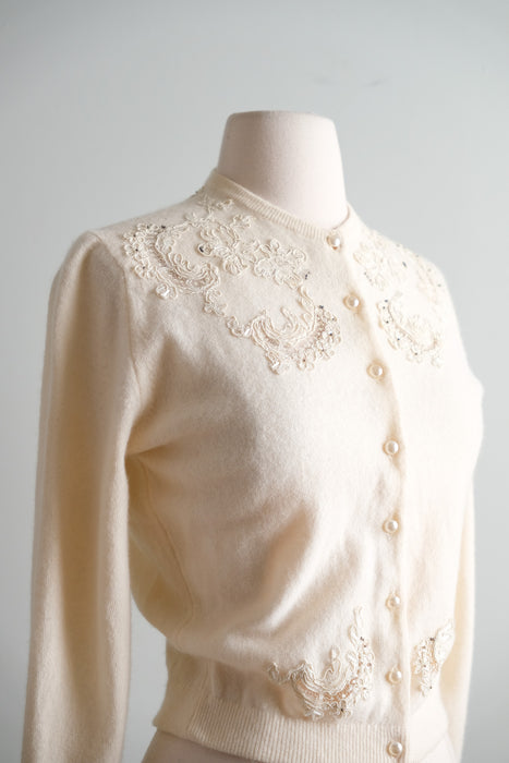 Vintage 1950's Ivory Pearl Knit Cardigan by Darlene / SM