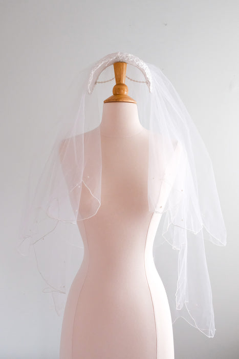 Dreamy 1960's Juliet Cap Lace & Pearls Wedding Veil / OS