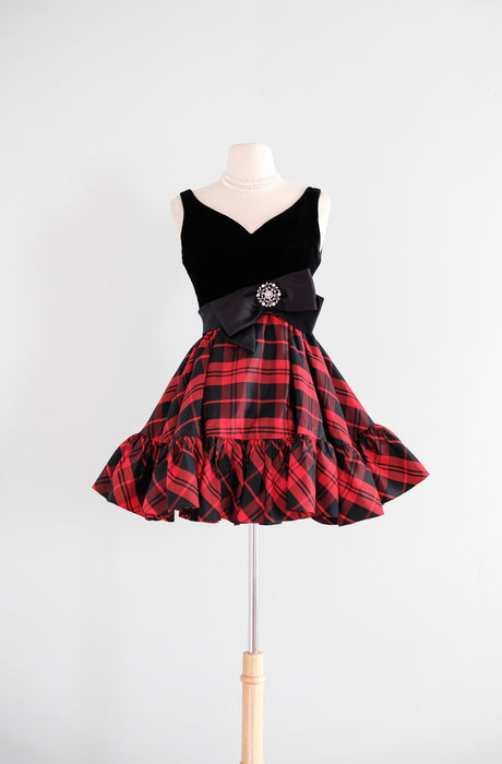 Vintage 1960's Wrapped in a Bow Red & Black Babydoll Holiday Dress / S