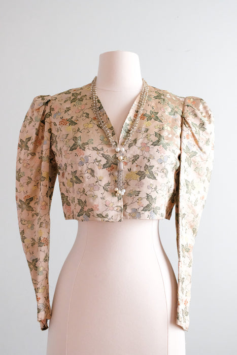 Stunning 1930’s era Pale Pink & Gold Chinese Silk Cropped Bolero Jacket / Sz S