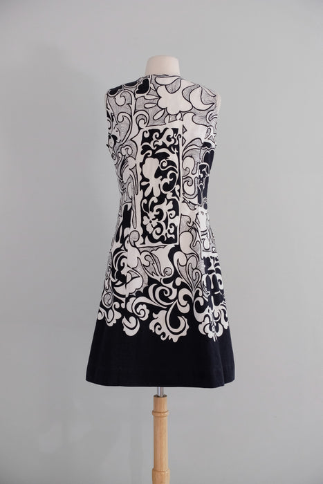 Vintage 1960's Black & White Textured Cotton Shift Dress by Andrade / M