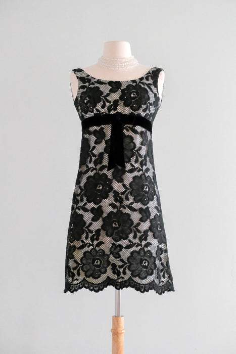 Cutest 1960's White & Black Rose Lace Mod Mini Dress / Sz XS Xtabay Vintage Cutest 1960's White & Black Rose Lace Mod Mini Dress / Sz XS Xtabay Vintage