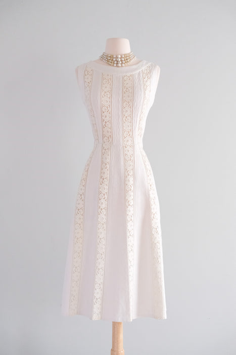 Lovely 1950's Ivory Linen & Lace Dress by Carlye / Sz M