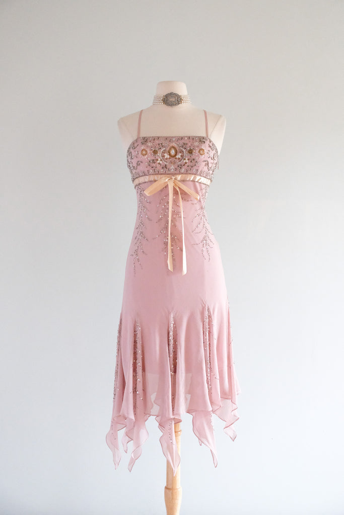 sue wong silk dress Vintage Y2K Blush Mauve Beaded Chiffon by / S – Xtabay Vintage designed in vibrant fuchsia Color:Light Blue White MAX MARA Beachwear Ruched BLACK-TIE-DRESS