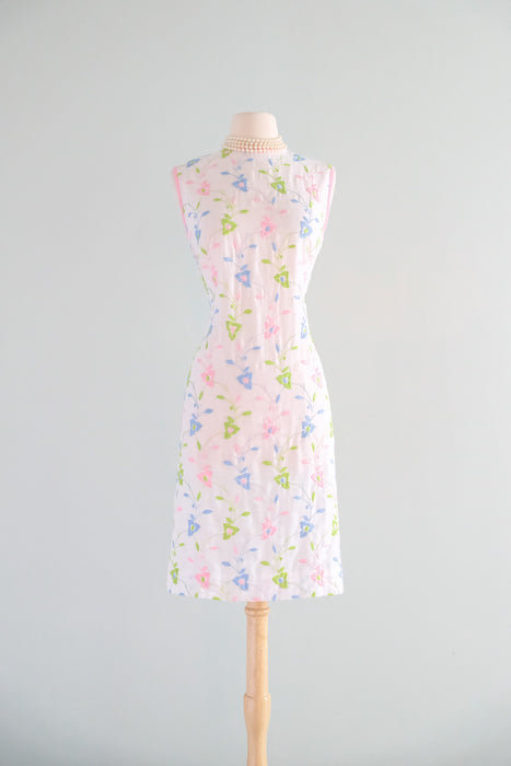 Delightful 1960's Springtime Shift Dress / Sz M