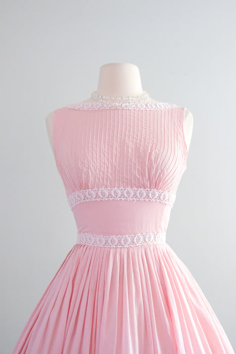 Sweetest 1950's Baby Pink Pintuck & Lace Cotton Day Dress / Sz XS