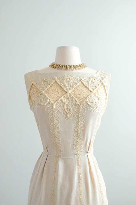 Stylish 1950's Beige Linen Summer Wiggle Dress by Carlye / Sz XS