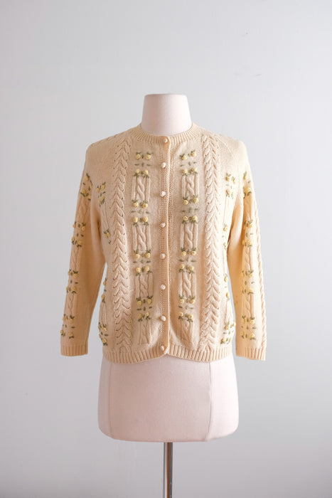 Vintage 1960's Ivory Wool Knit Cardigan with Petite Yellow Roses by Foxridge / SM