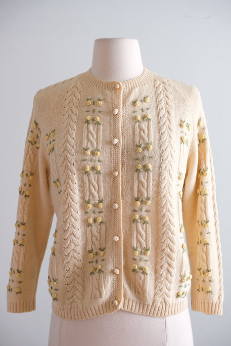 Vintage 1960's Ivory Wool Knit Cardigan with Petite Yellow Roses by Foxridge / SM