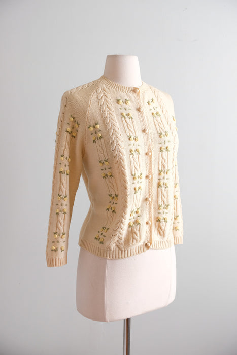 Vintage 1960's Ivory Wool Knit Cardigan with Petite Yellow Roses by Foxridge / SM