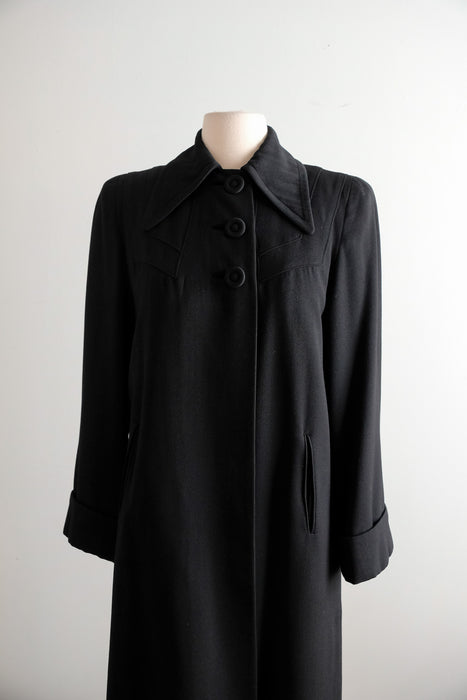Vintage 1940's Black Wool Gabardine Swagger Coat by Julliard / M