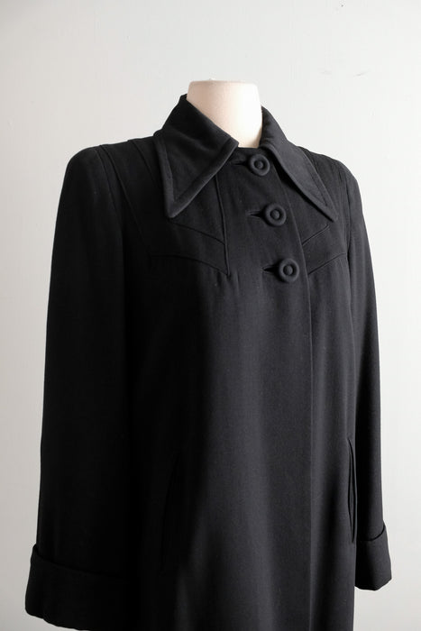 Vintage 1940's Black Wool Gabardine Swagger Coat by Julliard / M