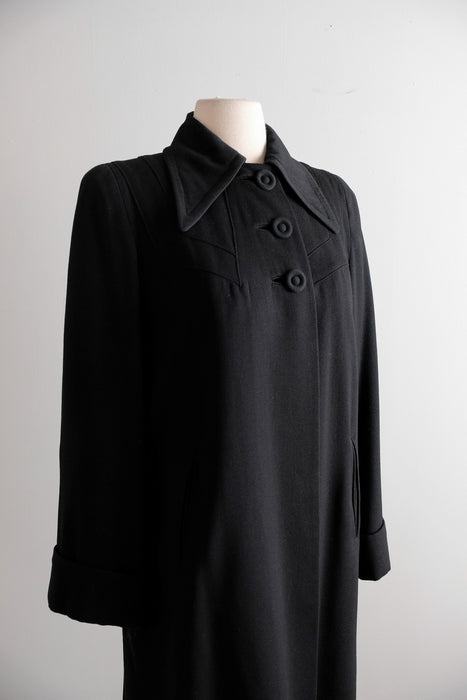 Vintage 1940's Black Wool Gabardine Swagger Coat by Julliard / M
