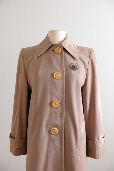 Vintage 1940's French Beige Wool Gabardine Swing Coat with Butterscotch Buttons/ M