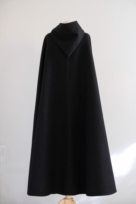 Vintage 1970's Witchy Black Wool Hooded Full Length Cloak / OS