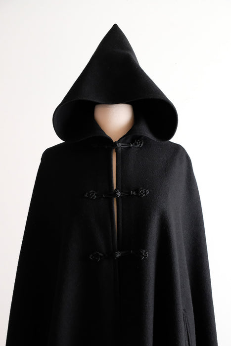 Vintage 1970's Witchy Black Wool Hooded Full Length Cloak / OS