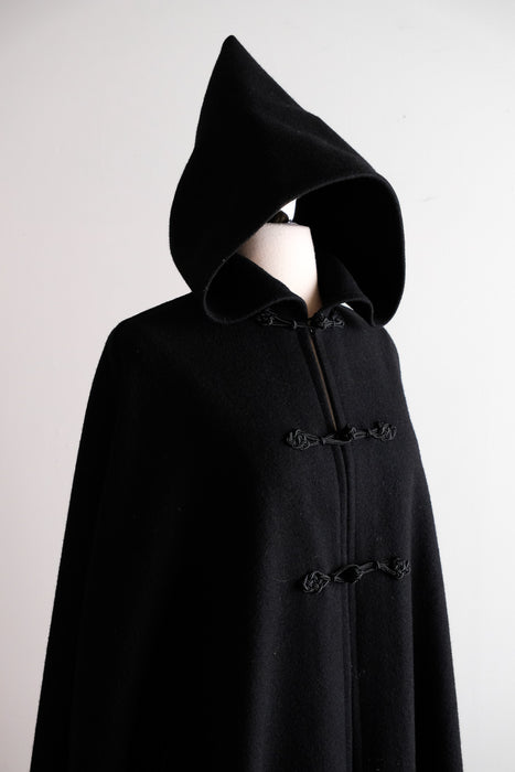Vintage 1970's Witchy Black Wool Hooded Full Length Cloak / OS