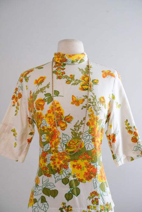 Fabulous 1960's Polished Cotton H Bar C Floral Butterfly Top / Sz S