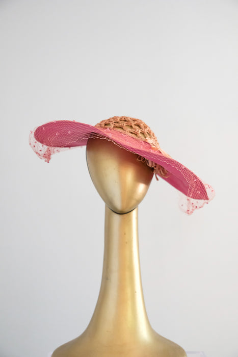 Delightful 1940's Raspberry Straw Cartwheel Hat by Hattie Carnegie / OS