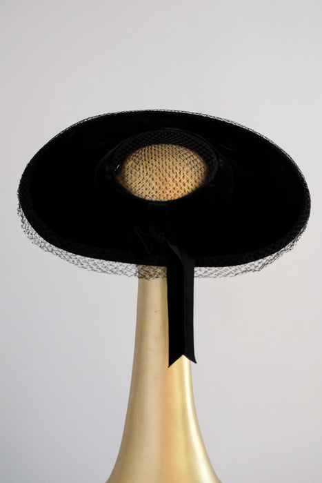 Elegant 1950's Velvet Noir Wide Brim Hat / OS