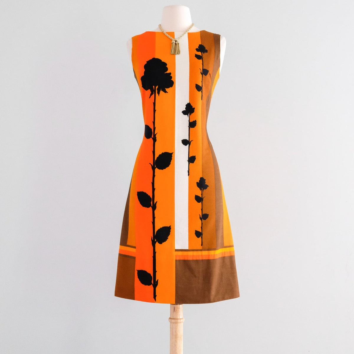 Chic 1960's Dutch Designed Novelty Print Cotton Shift Dress / S