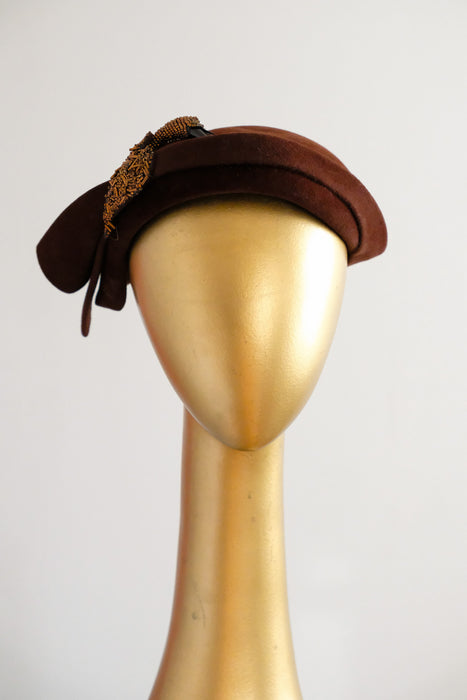 Vintage 1940's Brown Felt Cocktail Hat with Bronze Beaded Crane by Sunnyland / OS