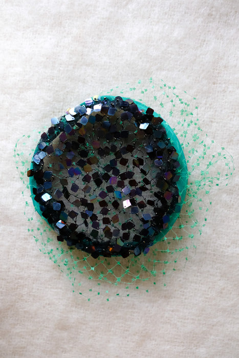 Vintage 1950's Green Velvet Fascinator with Veil and Aurora Sequin / OS