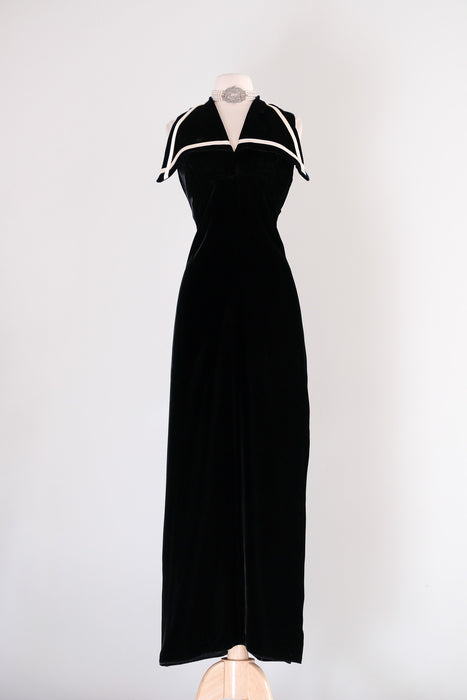 Vintage 1970's Black Velvet Evening Gown With Sailor Collar / S