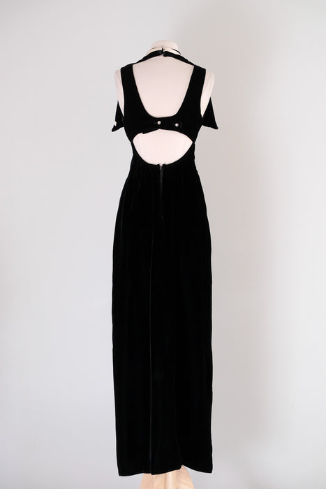 Vintage 1970's Black Velvet Evening Gown With Sailor Collar / S
