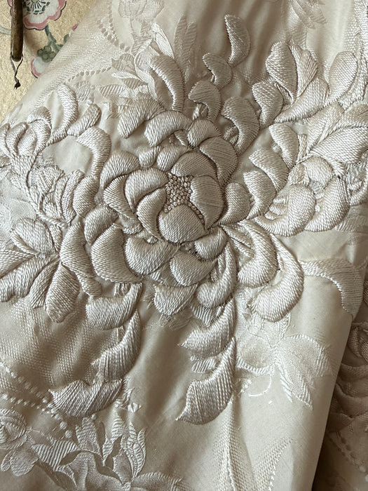 Rare & Extraordinary 1920's Chinese Robe - Ivory Silk Damask With Hand Embroidered Chrysanthemums / OS