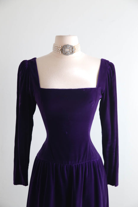 Exquisite Vintage Oscar de la Renta Aubergine Velvet Evening Dress / S