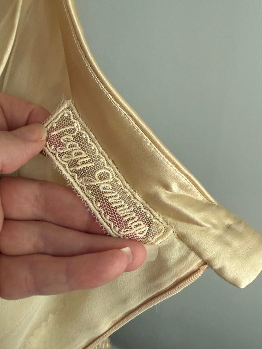 Stunning 1990's Shimmering Sequined Lace & Silk Chiffon Evening Gown / SM