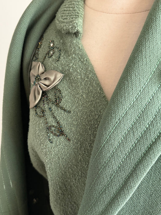 Stunning 1950’s Sage Green Wool Knit Set With Embroidered Cardigan & Belt / ML