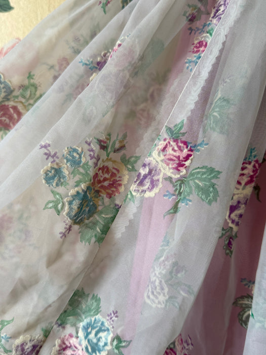 Dreamy 1950's Marie Antoinette Lavender Rose Print Party Dress / XS