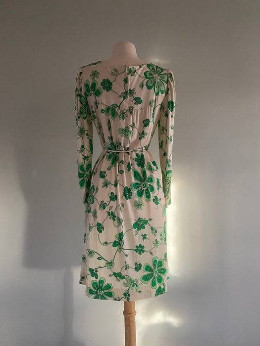 Chic Vintage Pucci Silk Jersey 1970's Green Clover Dress By Emilio Puc Xtabay Vintage Chic Vintage Pucci Silk Jersey 1970's Green Clover Dress By Emilio Puc Xtabay Vintage
