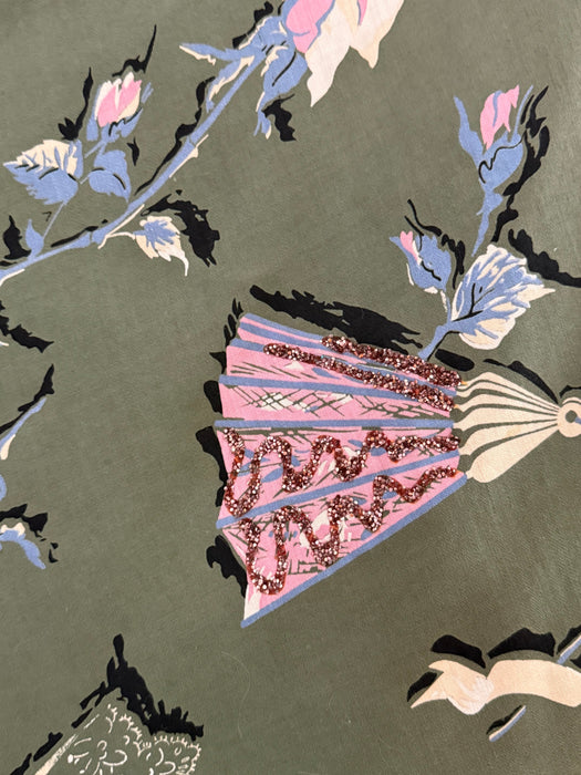 FAN-tastic Rare 1950's Novelty Print Blouse and Skirt Set In Polished Cotton With Glittering Fans / M