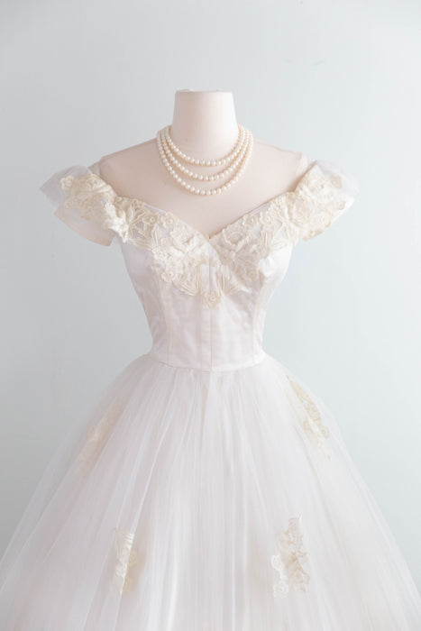 Exquisite Vintage 1950’s Ballet 🩰 Length Wedding Dress / S