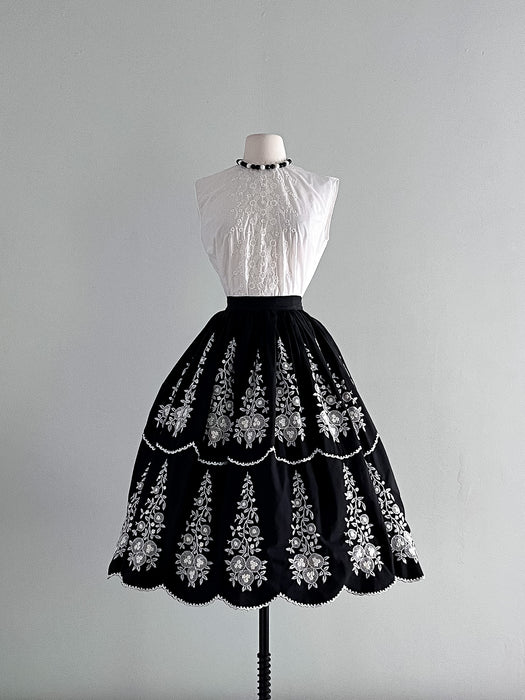 Amazing 1950's Black and White Eyelet Skirt / Sz XS
