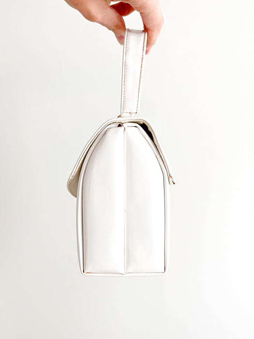 Classic 1960's White Patent Leather Fish Bag / OS