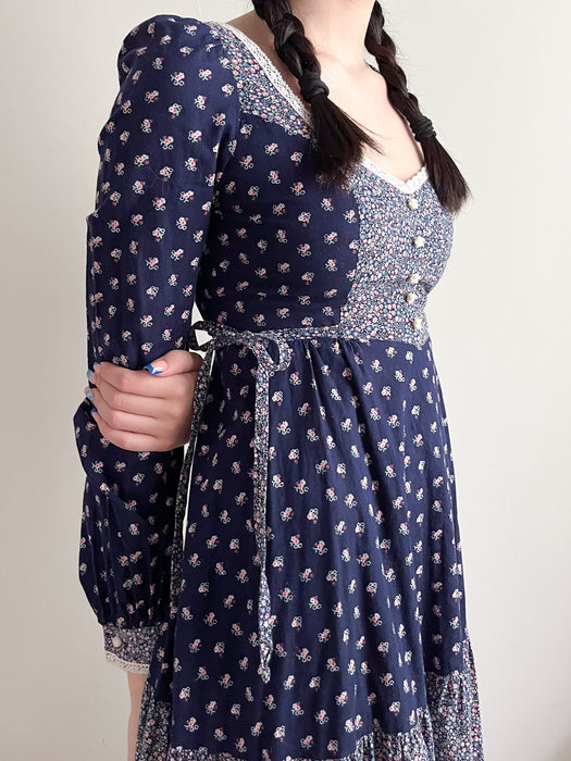 Cutest 1970's Navy Floral Printed Prairie Style Day Dress / Sz XS