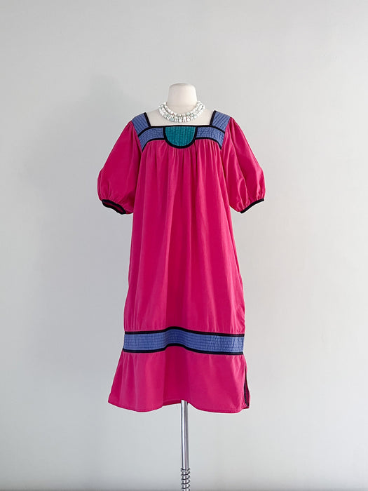 Bold 1970's Fuchsia Cotton Day Dress  / Sz M/L